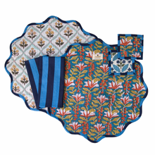  Mona Reversible Round Scalloped Cotton Placemat Set (Set of 2)