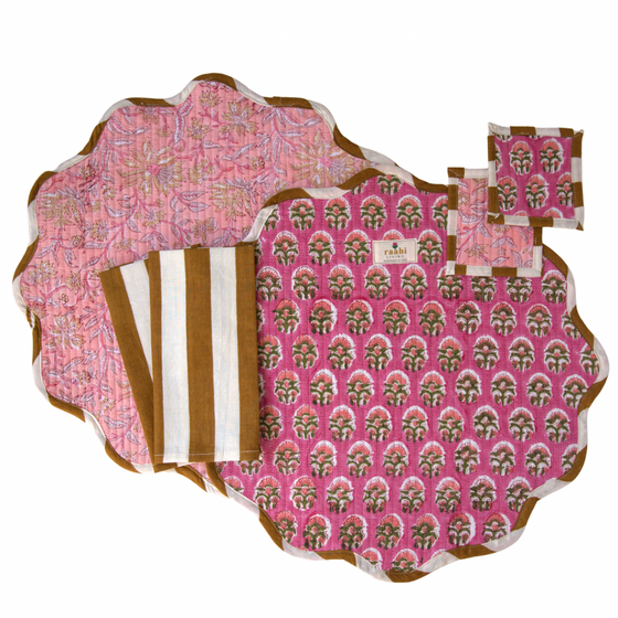 Juni Reversible Round Scalloped Cotton Placemat Set (Set of 2)